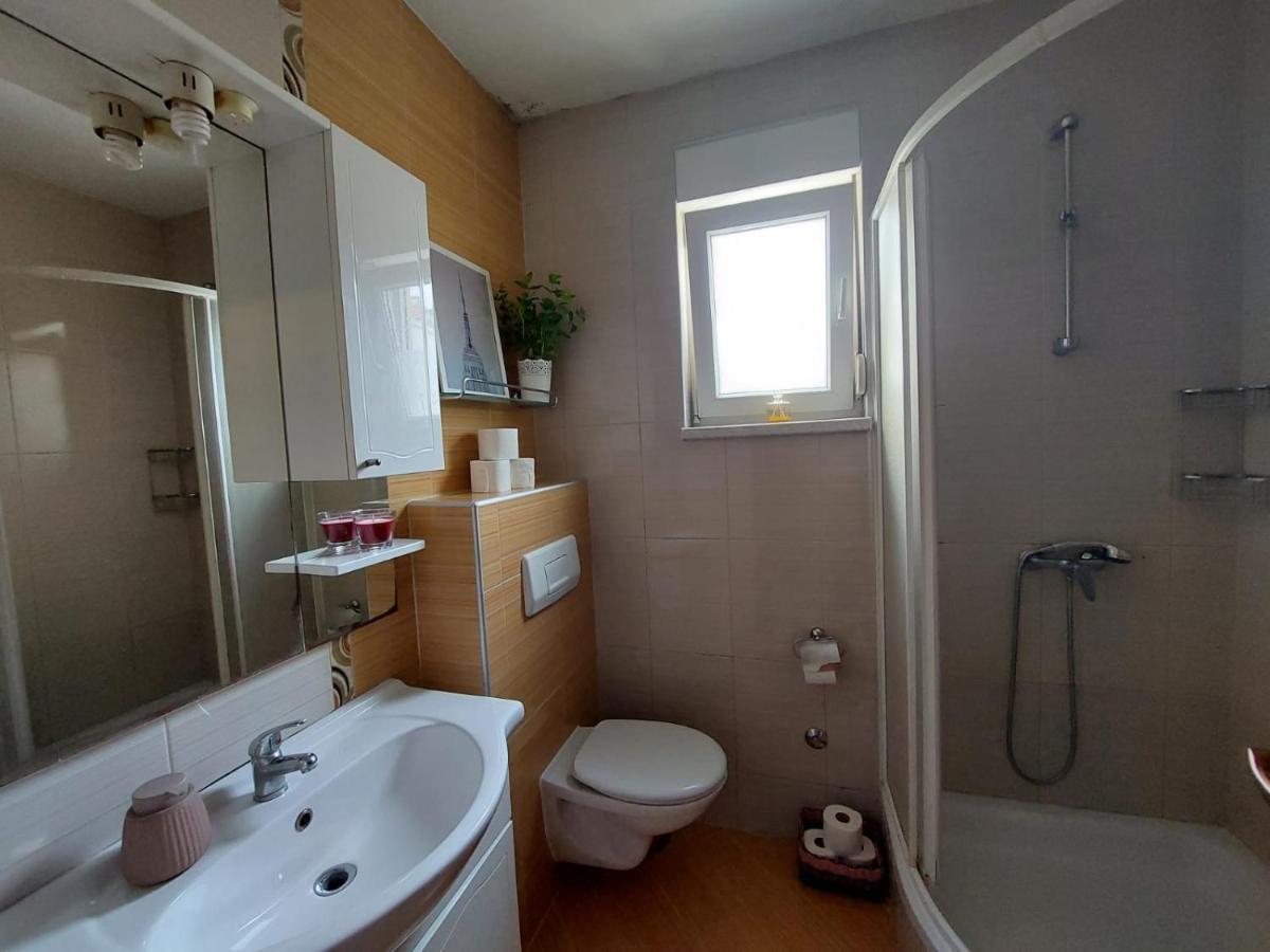 Apartment Vira Makarska Exterior foto